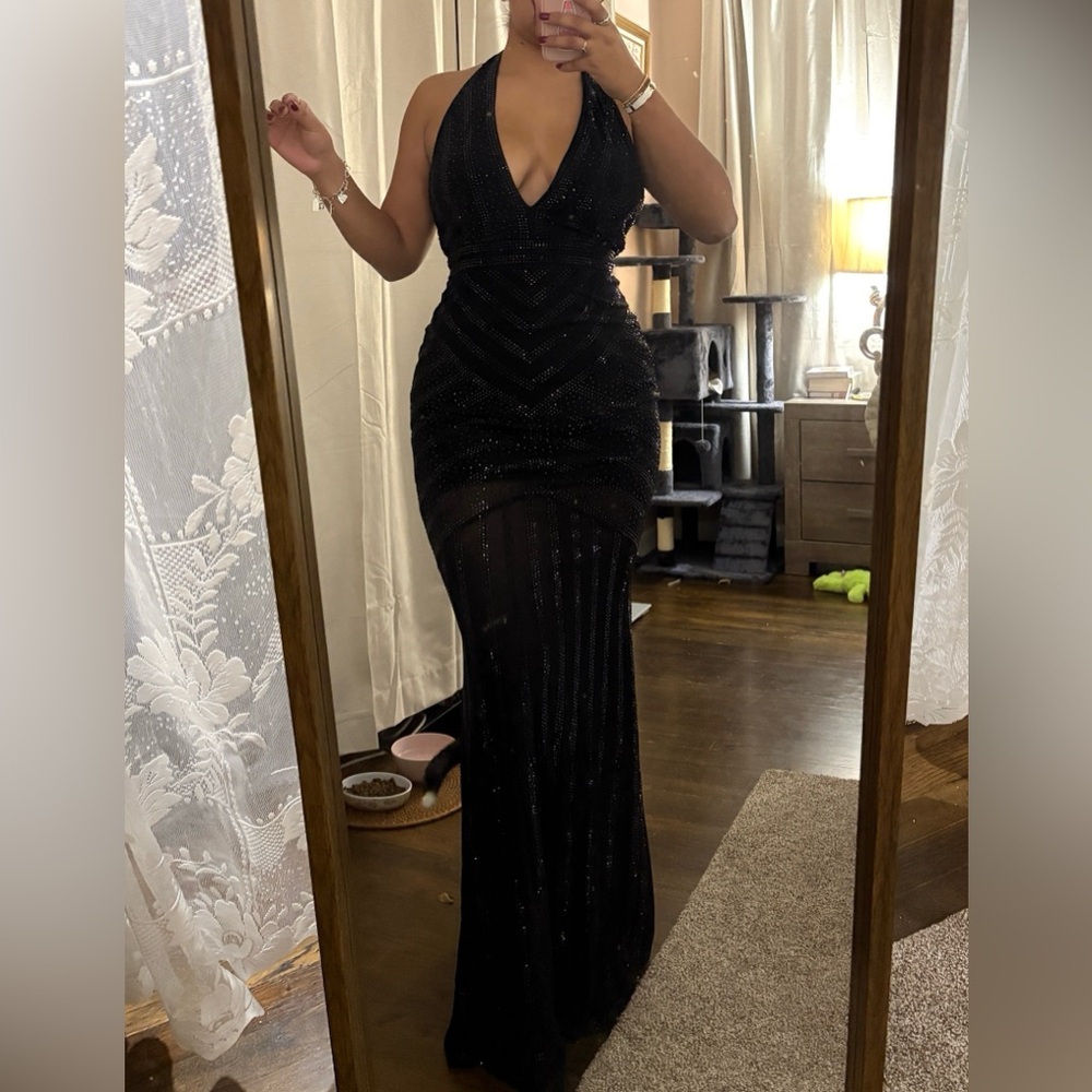 Windsor Black Sparkle Halter Gown – Size Large (Formal/Evening Dress)